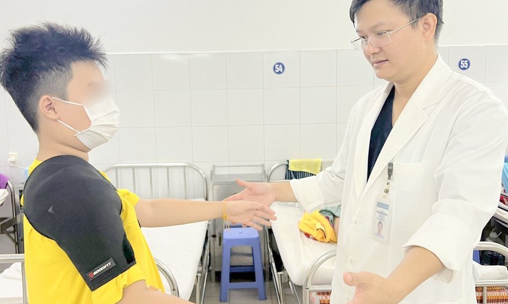 Đà Nẵng, bé trai 10 tuổi bị đột quỵ não hiếm gặp
