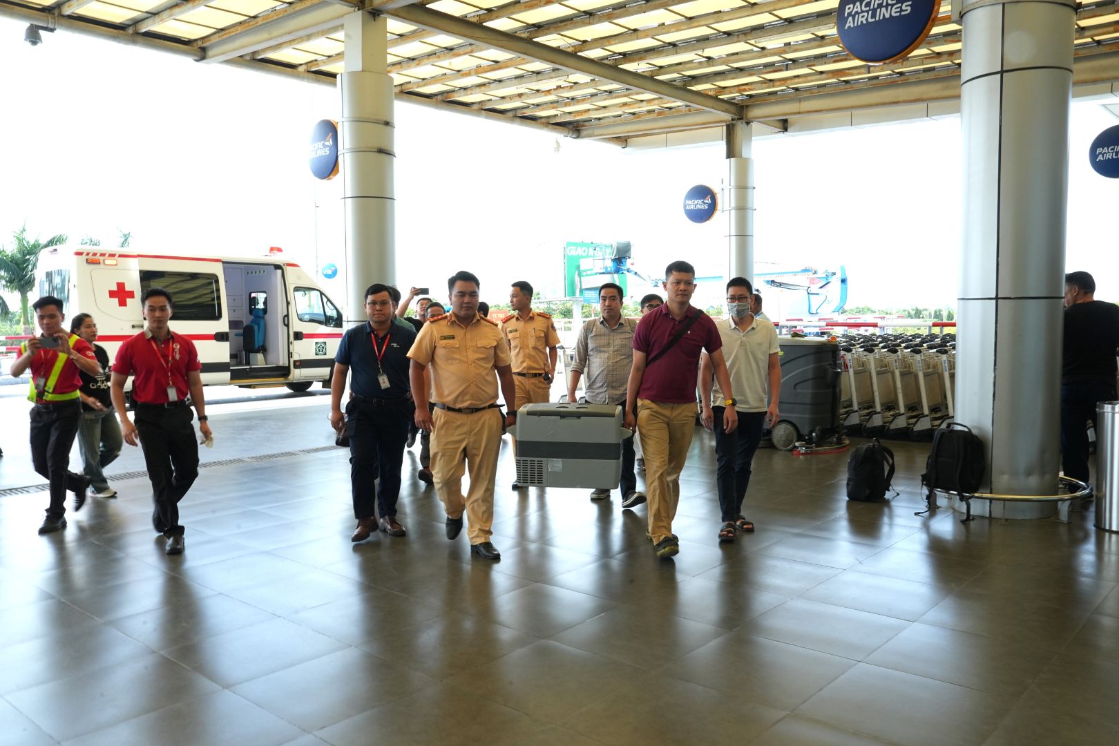 Trái tim đi từ Hà Nội vào Huế, cứu sống bệnh nhân trước khi bão số 6 đổ bộ