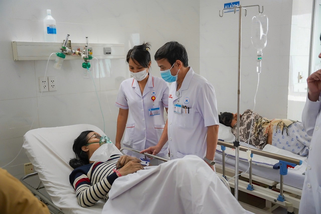 13 nạn nhân vụ cháy ở Tân Bình, TPHCM được Bệnh viện Thống Nhất cấp cứu kịp thời