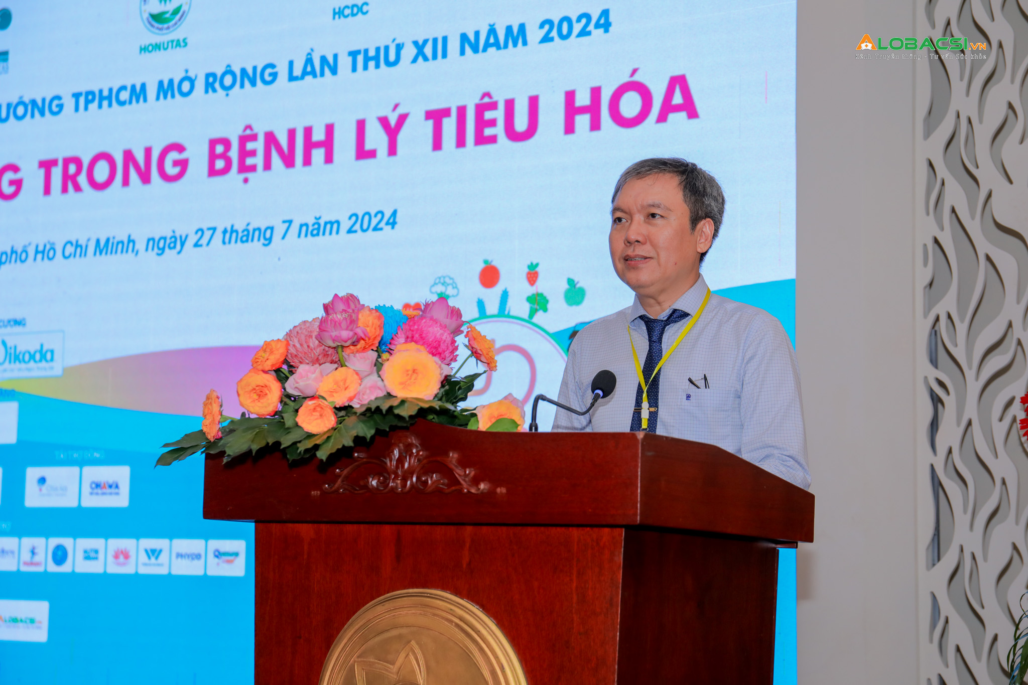 Ăn nhiều thịt đỏ, thiếu chất xơ, thiếu vitamin D gây polyp, ung thư đại tràng